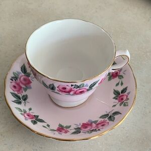 Vintage Colclough English Bone China Teacup Saucer Set